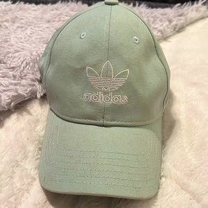 Adidas women’s cap